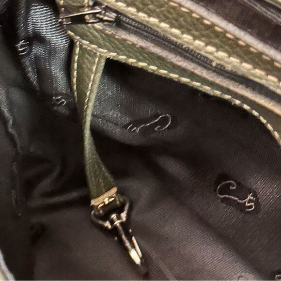 Forest Green Leather Shoulder bag~Made in Italy~Clean interior ~1 zipped pocket - Picture 5 of 14